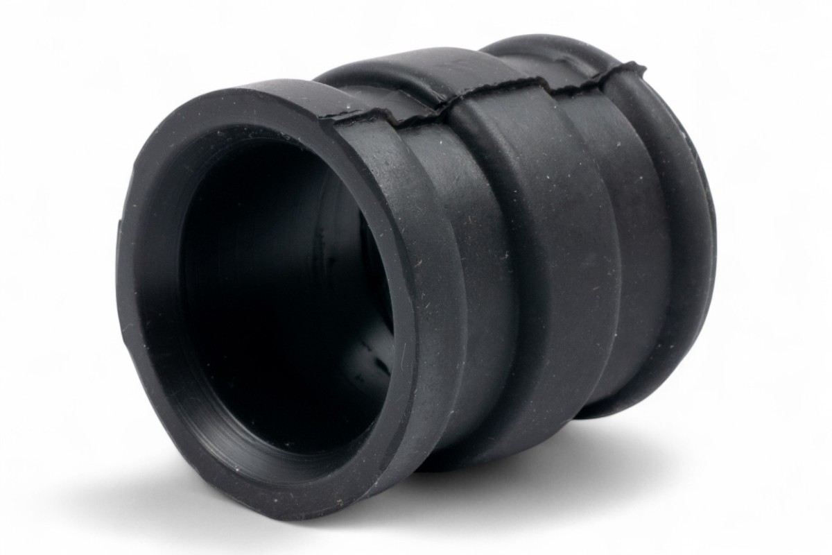 Manicotto silenziatore in gomma nero - ø interno 29mm da un lato/30mm dall'altro, lunghezza 45mm