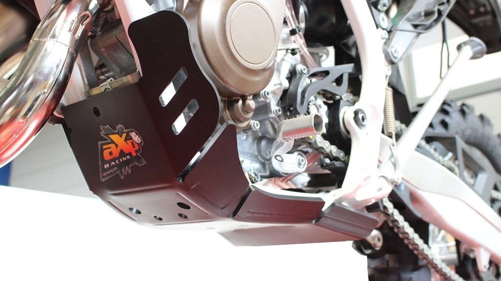 Paramotore AXP XTREM 8mm - KTM 125 XC-W 17-19 - Nero