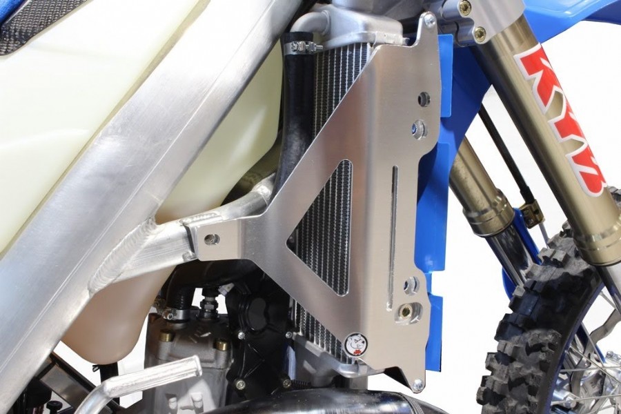 Protezioni radiatori AXP - TM EN 250/300 19-20