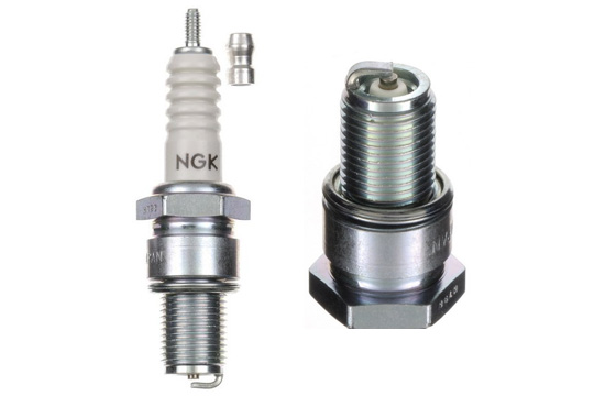 Candela NGK  B10ES (4 pezzi per scatola)