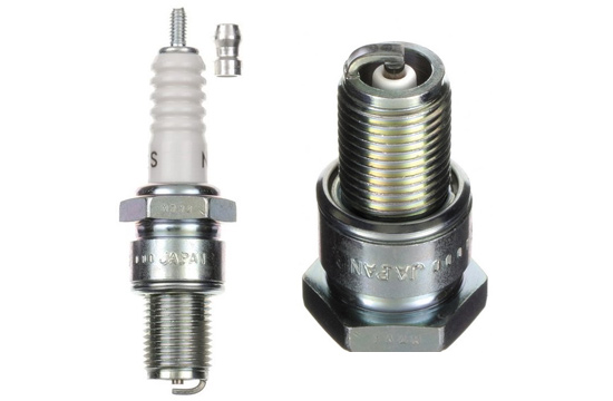 Candela NGK B7ES (10 pezzi per scatola)