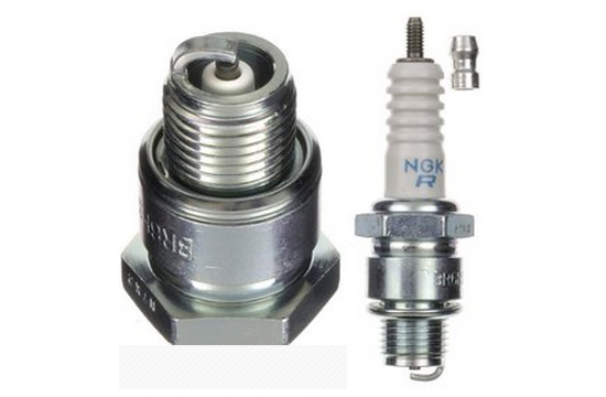 Candela NGK BR6HS (10 pezzi per scatola)