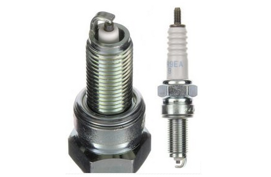 Candela NGK CPR9EA-9 (10 pezzi per scatola)