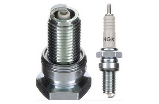 Candela NGK  D7EA (venduta singolarmente)