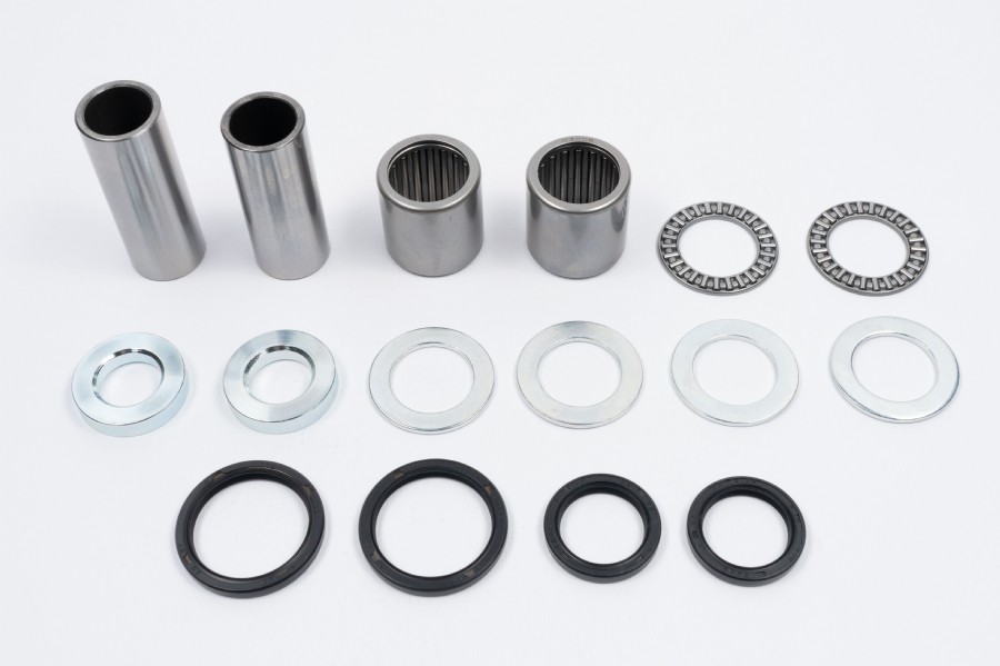 Kit gabbie a rulli forcellone BWX - CR 125 02-07
